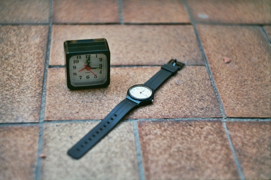 quartz clock and alarm clock