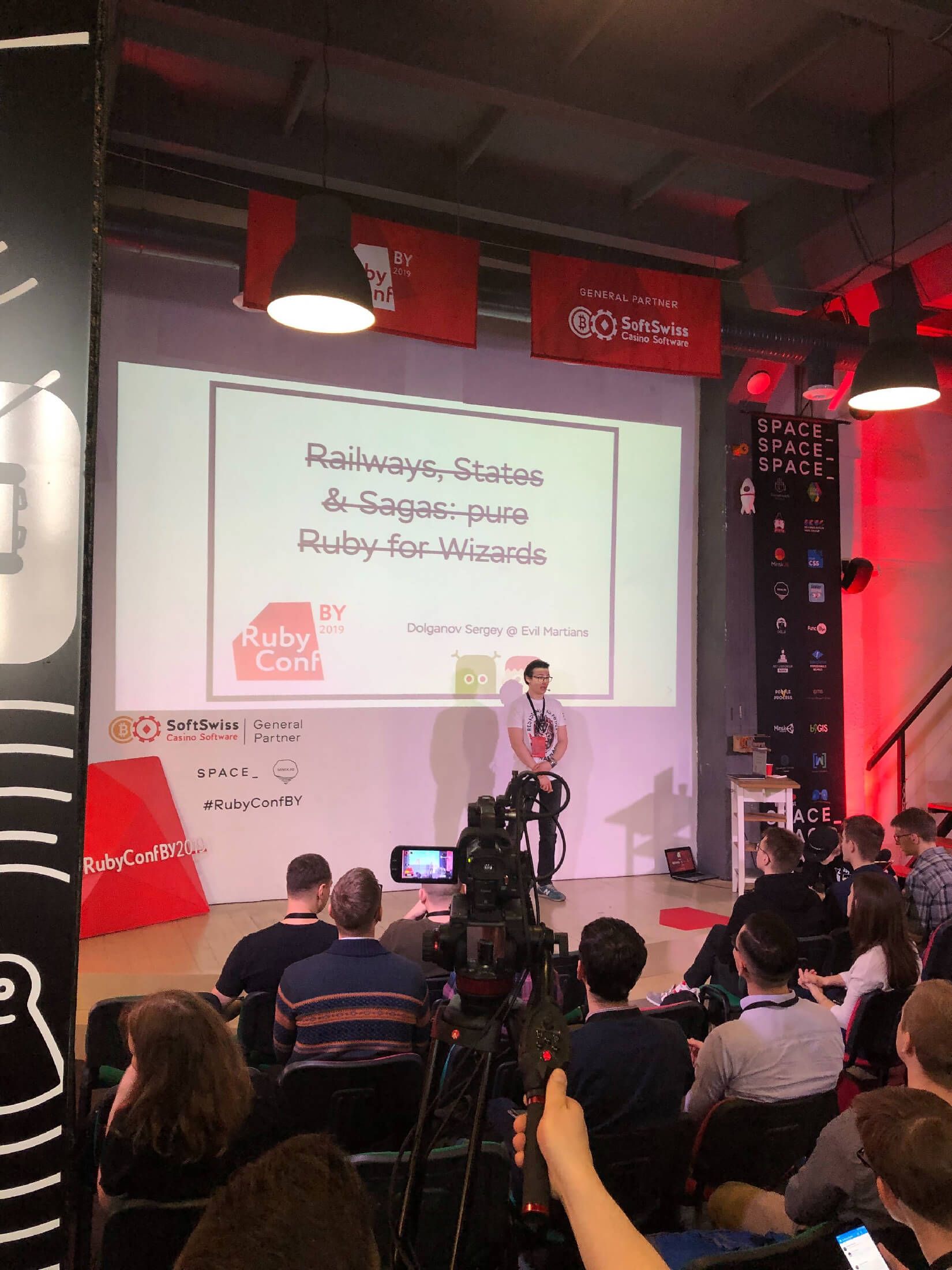 Background for Railways, states & sagas: pure Ruby for wizards