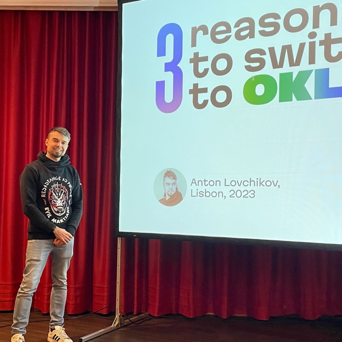 Background for 3 reasons to switch to OKLCH