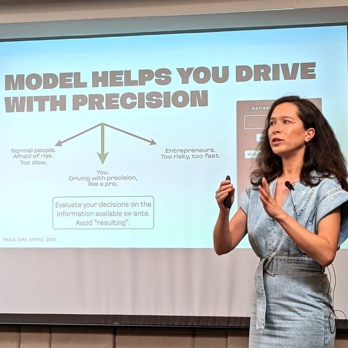 Background for Navigating risk like a pro